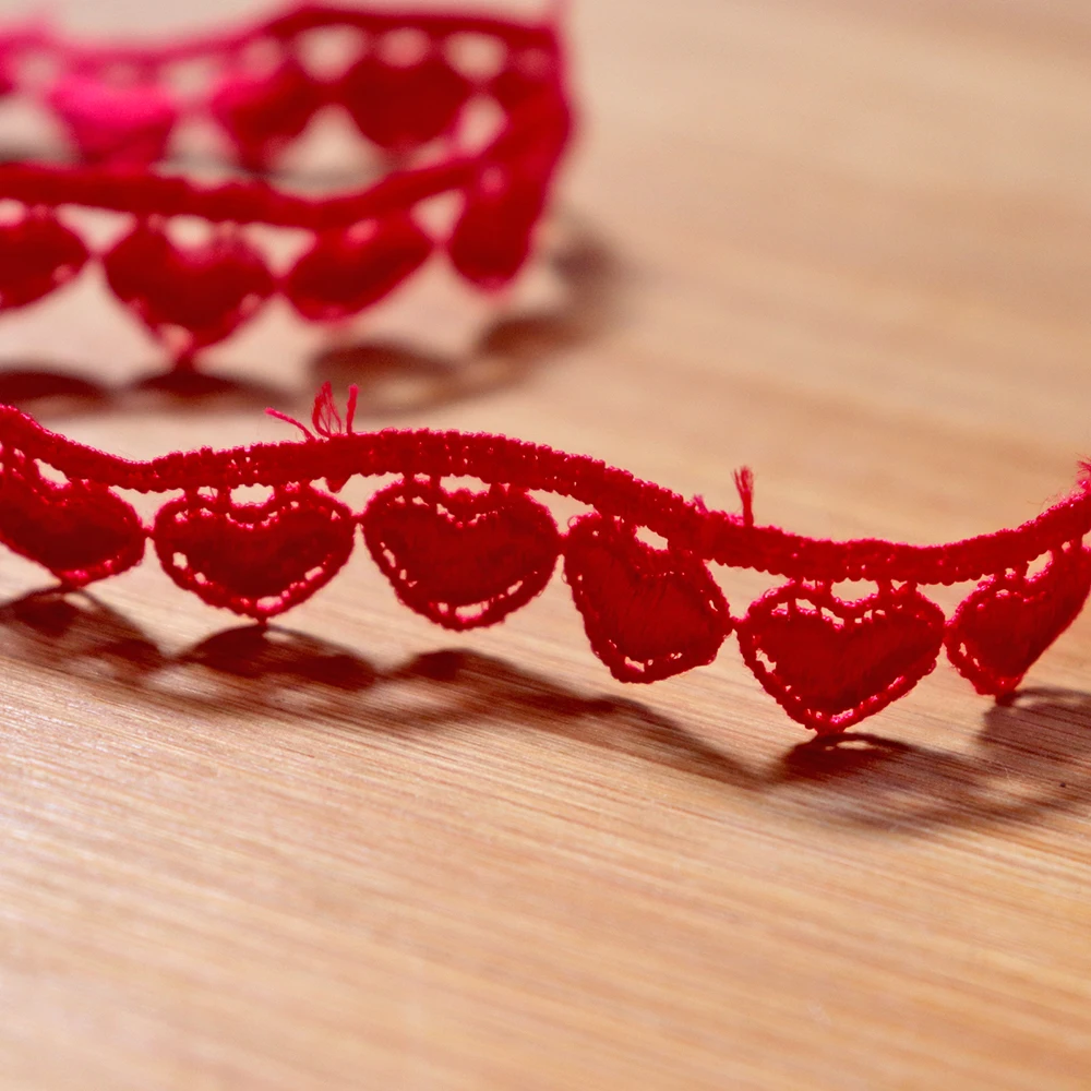 

2 Yards 4.6 cm Width Small Heart Lace Trim Sewing Materials Dress Edge Curtain Decoration Pompom Trim Lace Ribbon DIY Craft