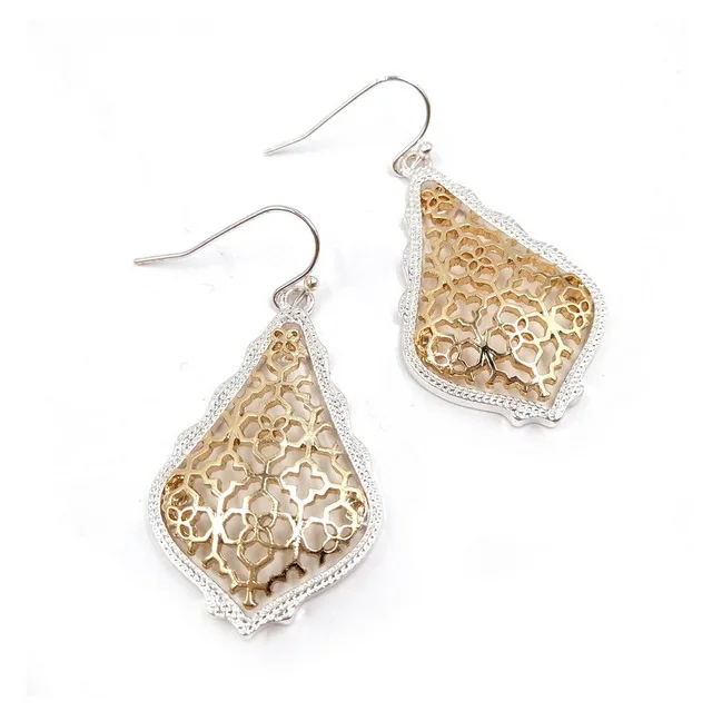 New-Alloy-3D-Small-Teardrop-Hollow-Out-Dangle-Earrings-Filigree-Water-Drop-Earrings-For-Women-Fashion.jpg_640x640 (2)