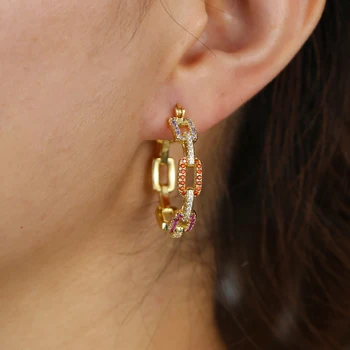 

2020 new arrived cz medium hoop earring full cz paved Open link chain cuban chain shaped unique european women new jewelry