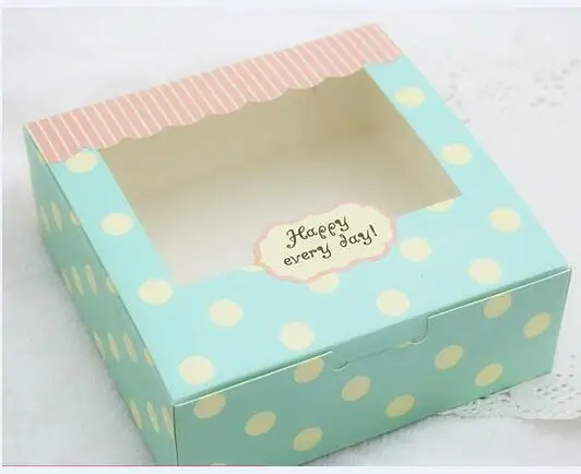 

50pcs Gift Cardboard box Kraft Paper Cake box Wedding Cupcale Packing Box With Clear Window Small Sweet Gift Box