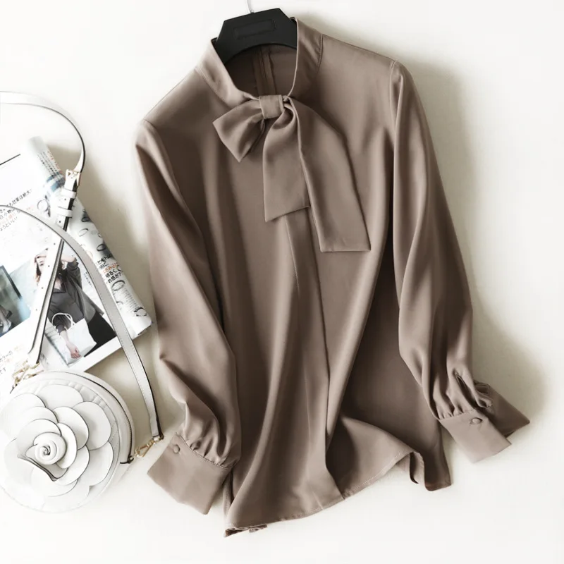 

Shanghai New Europe Sang 2020 Lining Flesh Color Clean Bright Bowtie Shirt