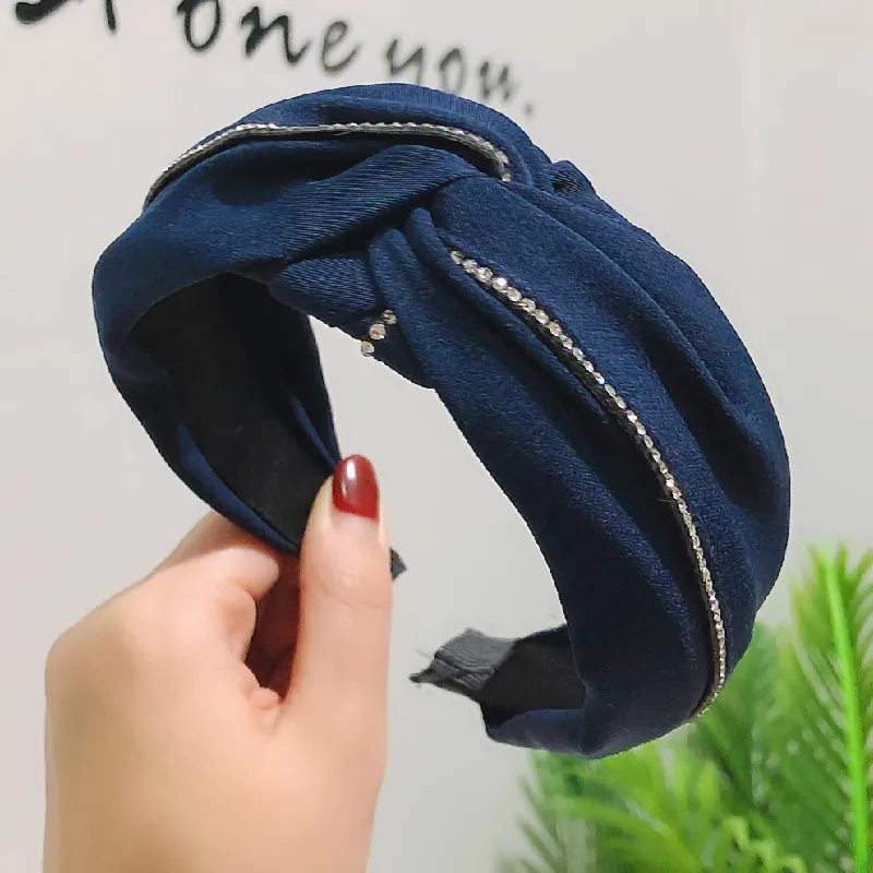 13454803489_1325823027