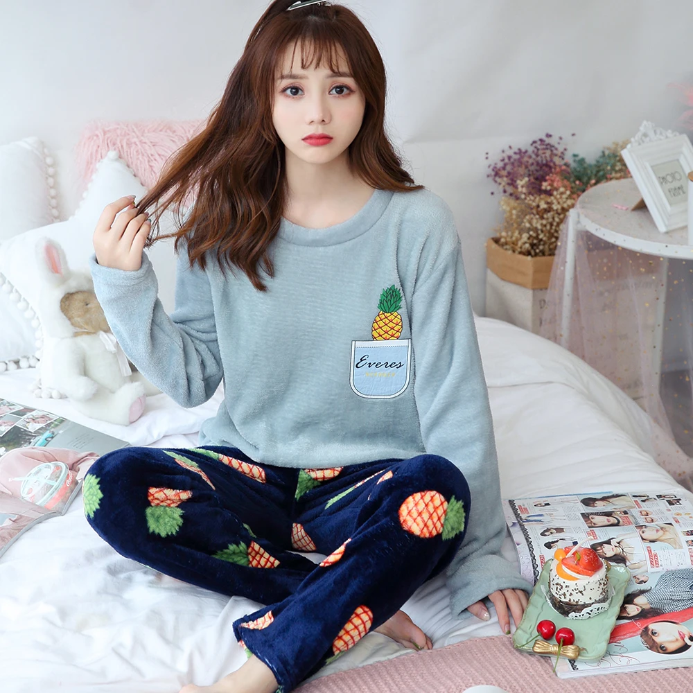 winter pyjamas Women Warm Flannel Pajama Set Thicken Girl Print pijama Long Sleeve Coral fleece Sleepwear Suit Women Nightshirt