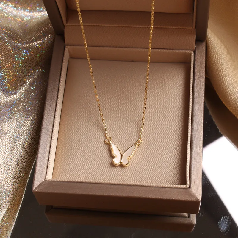 2020 Korea Hot Selling Fashion Jewelry Small and Cute Shell Butterfly Necklace Elegant Female Clavicle Necklace