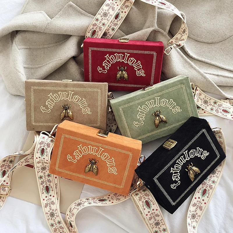

Bag Women's Bags2019 Autumn And Winter New Style Letter Embroidered Square Sling Bag Square Box jia zi bao Shoulder Oblique Thai