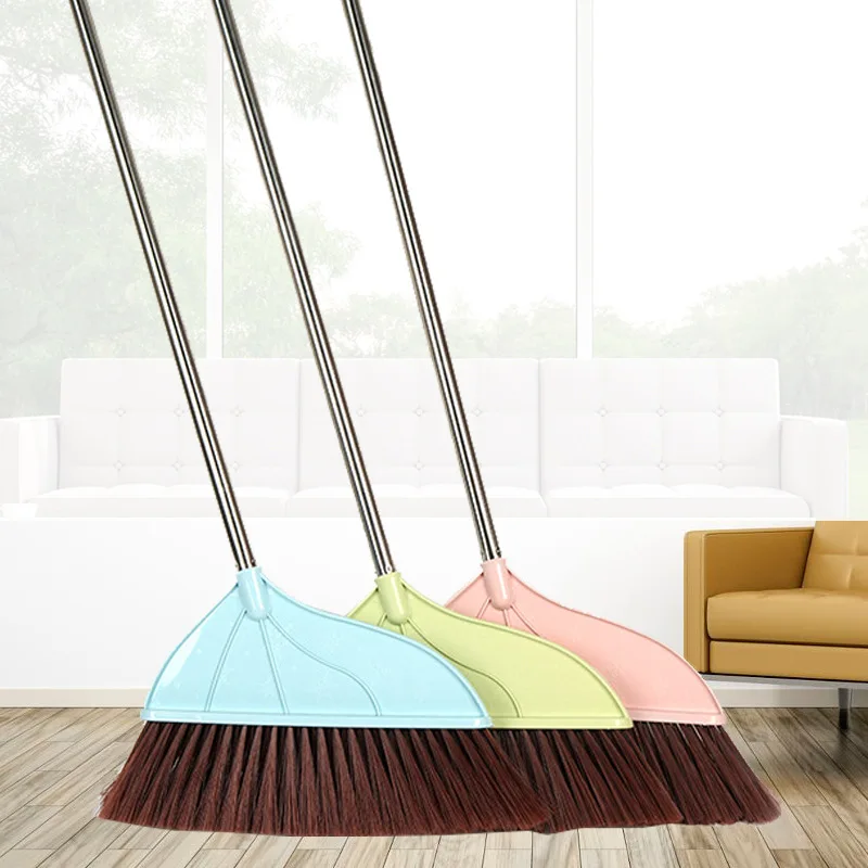 Four rows of silk brooms a single household soft haired large broom a
