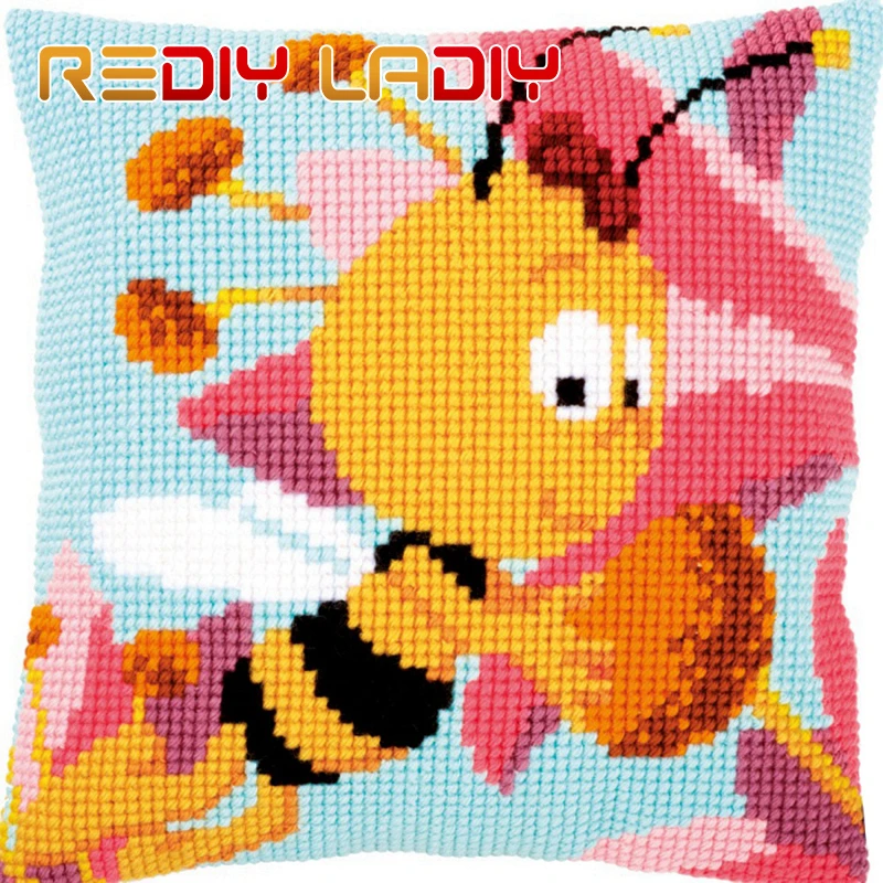 Vervaco 1-Piece Latch Hook Rug Maya and Willy Vervaco 1-Piece Latch Hook Rug Maya and Willy