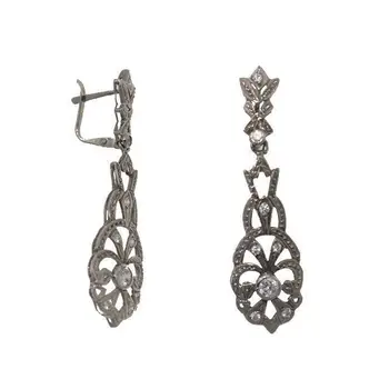 

Long earrings antique style or epoca White Gold