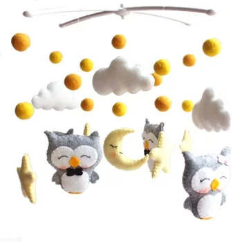 

Little Penguin Baby Mobile Rattle Toys Crib Holder Rattles Bracket For Baby Newborn 0-12 Months Bed Bell Carousel for Cots Kids