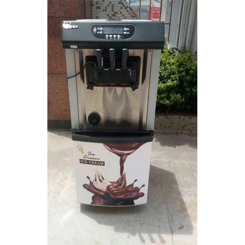 Soft ice cream machine / ice making machine / ice cream machine