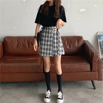 

2 Sizes Black White Plaid Causal Vintage Button Street Korean Style Mini Skirt Women Hot Sale College Wind Female Skirts
