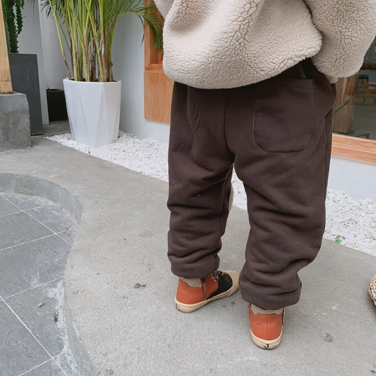

Tckids Childrenswear Customizable Winter Style Retro Brushed And Thick Patch Furry Sweatpants