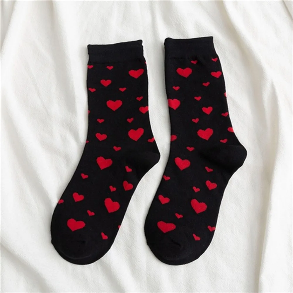 Girls' New Red Love Heart Socks Happy Funny Harajuku Hipster Skateboard Street Dance Campus College Style Happy Sock - Color: Black