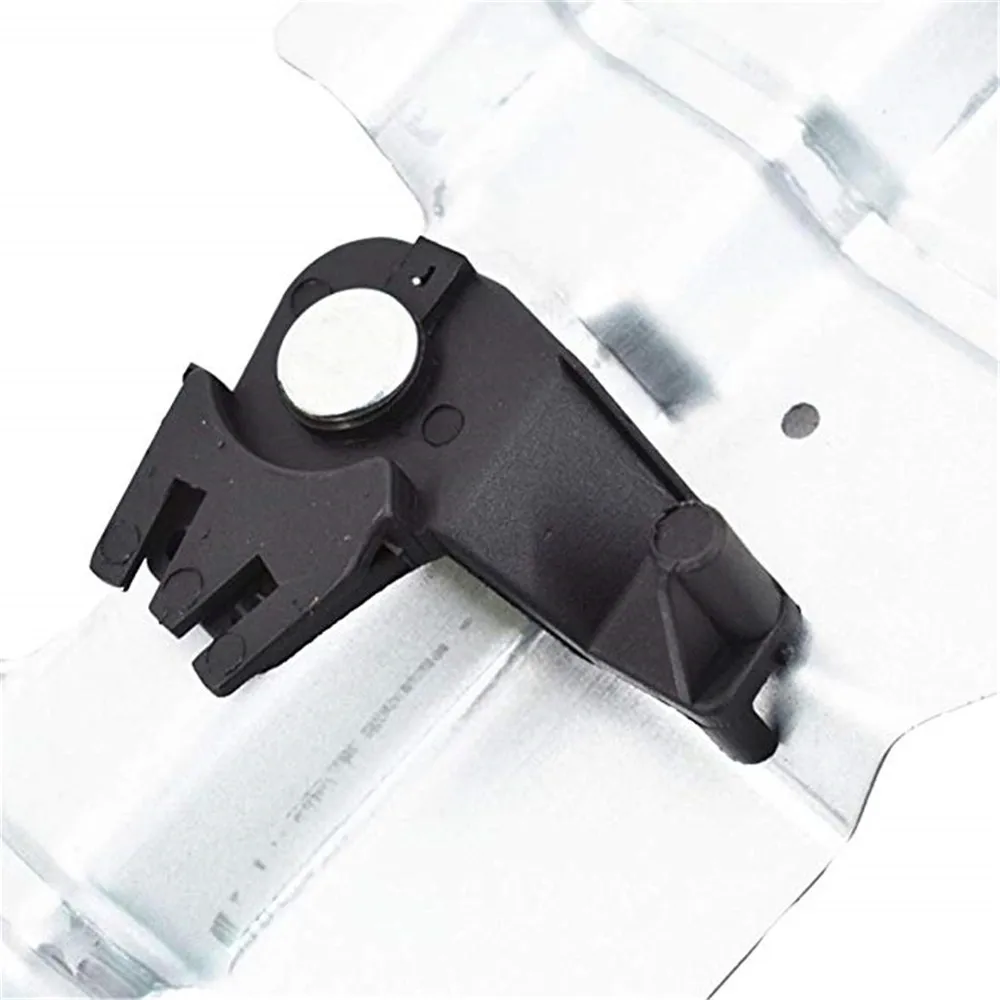 Кронштейн защелки багажника 1J5827425 для 2001-2005 VW Bora& Jetta MK4
