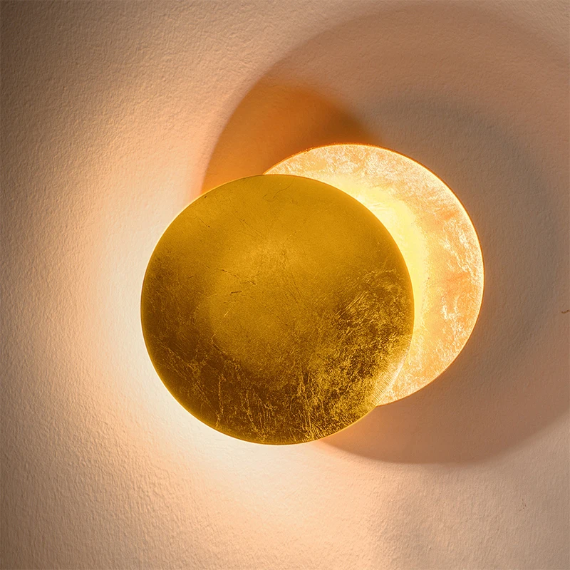 Скандинавский минималистичный креативный настенный светильник для коридора, прикроватный настенный светильник для гостиной, круглый золотой, серебряный, медный светодиодный настенный светильник