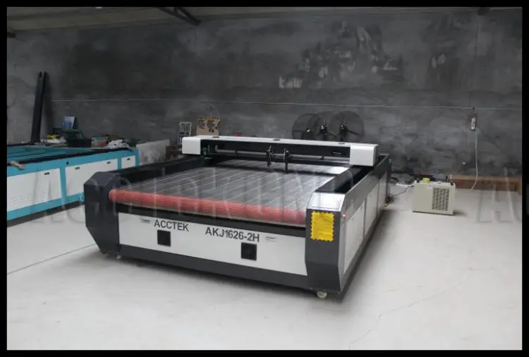 AccTek с CE co2 автоматическая подача cnc лазерная резка и гравировальный станок AKJ1626-2