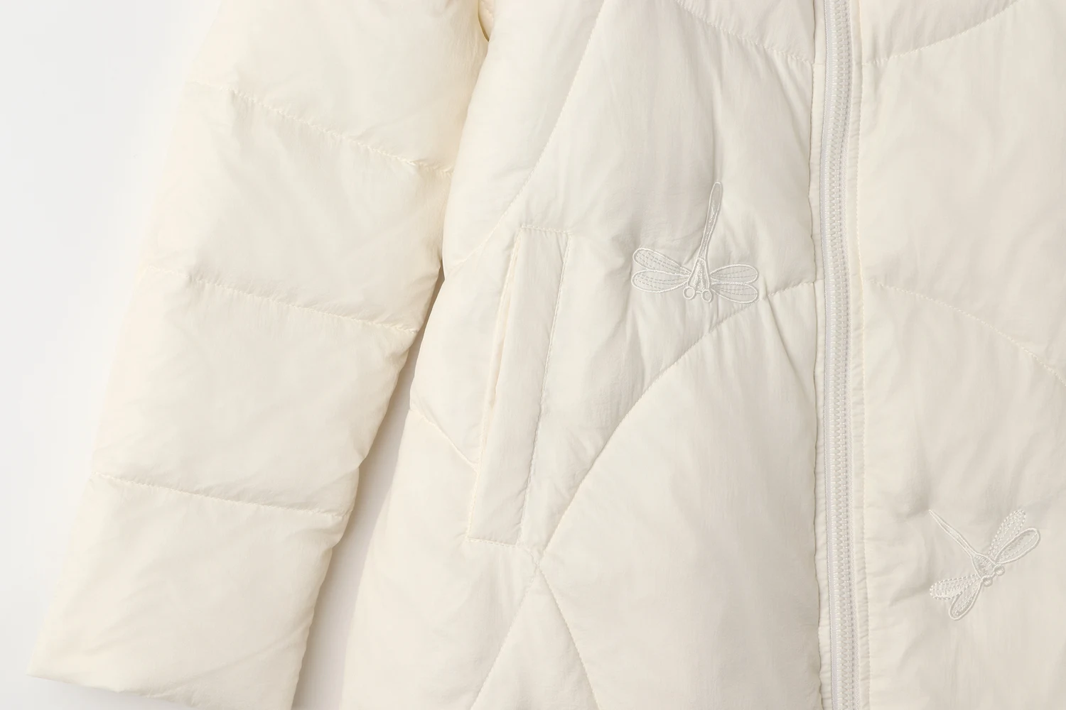 European and American fashion down jacket female 90% white duck body slimming hooded solid color embroidered women's jacket