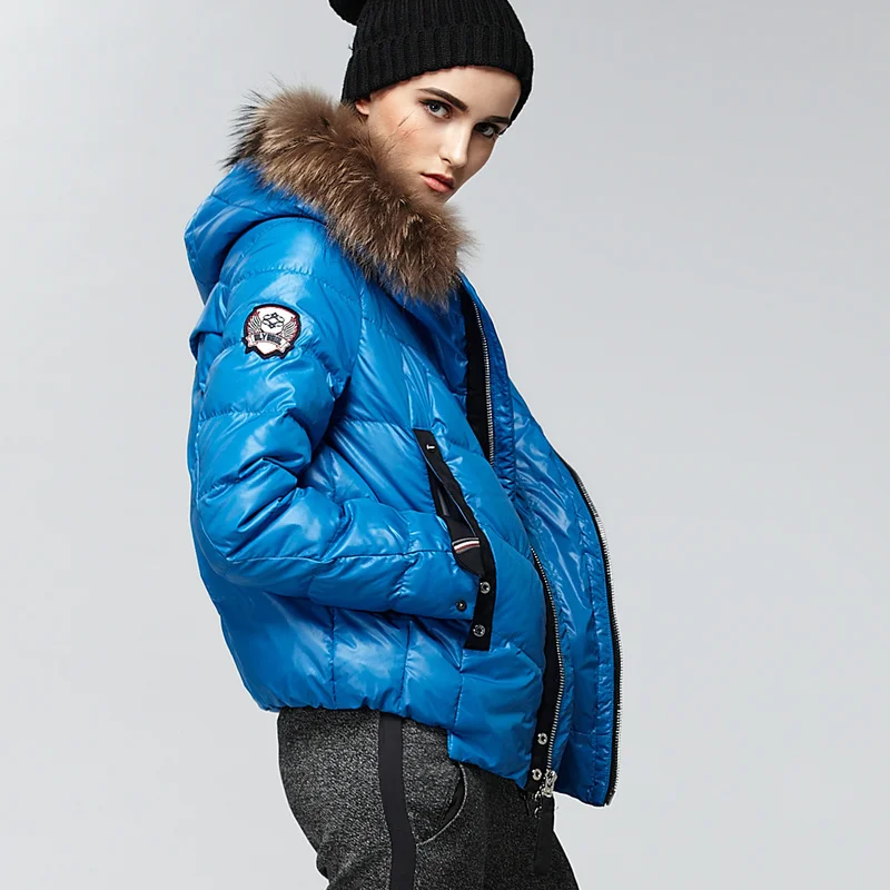 

Short Jacket Woman Hooded Autumn and Winter Racoon Dog Fur Collar Down Coats Women Parkas Chamarras De Mujer KJ535