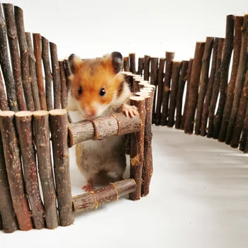 

6Pcs Wooden Fence Pet Wooden House Chewing Toy Home Toy Fence for Hamster Pet Yard