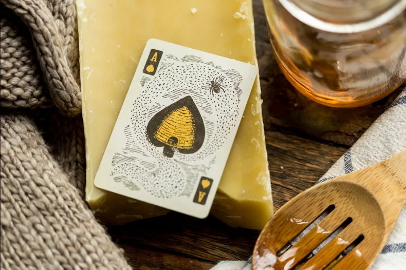 Hui qi Poker bumbl e B E Bumblebee игральные карты E llusionist E Poker Card