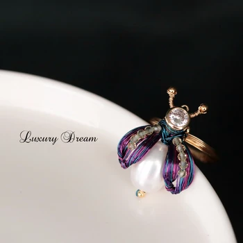 

Bee Florea Ring Woman Personality Natural Freshwater Pearl Exaggeration Women Ring Index Finger Rings Party Jewelry