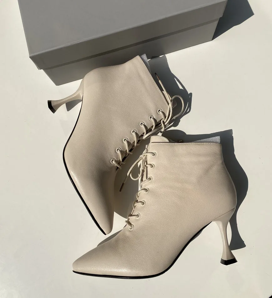 

Original single women's boots, small pointed head, thin high heel, lace up, Martin boots, plush women's Boots