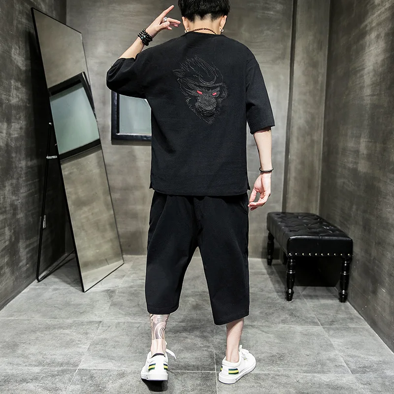 

Chinese-style Embroidered Set Men's Summer Thin Section Trend T-shirt Tops Loose Fat Short Sleeve Shorts Two-Piece Set