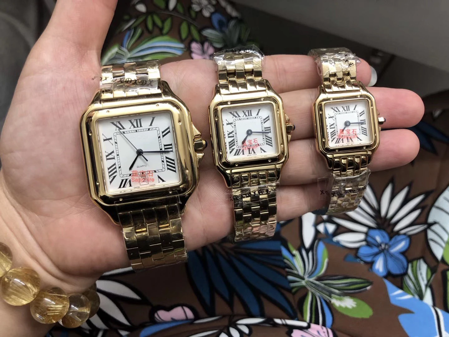 

Luxury Brand New Men Women Japan Quartz White Date18K Yellow Gold Sapphire Square Watch Lady Rome Dial Santos Sport Watches AAA+