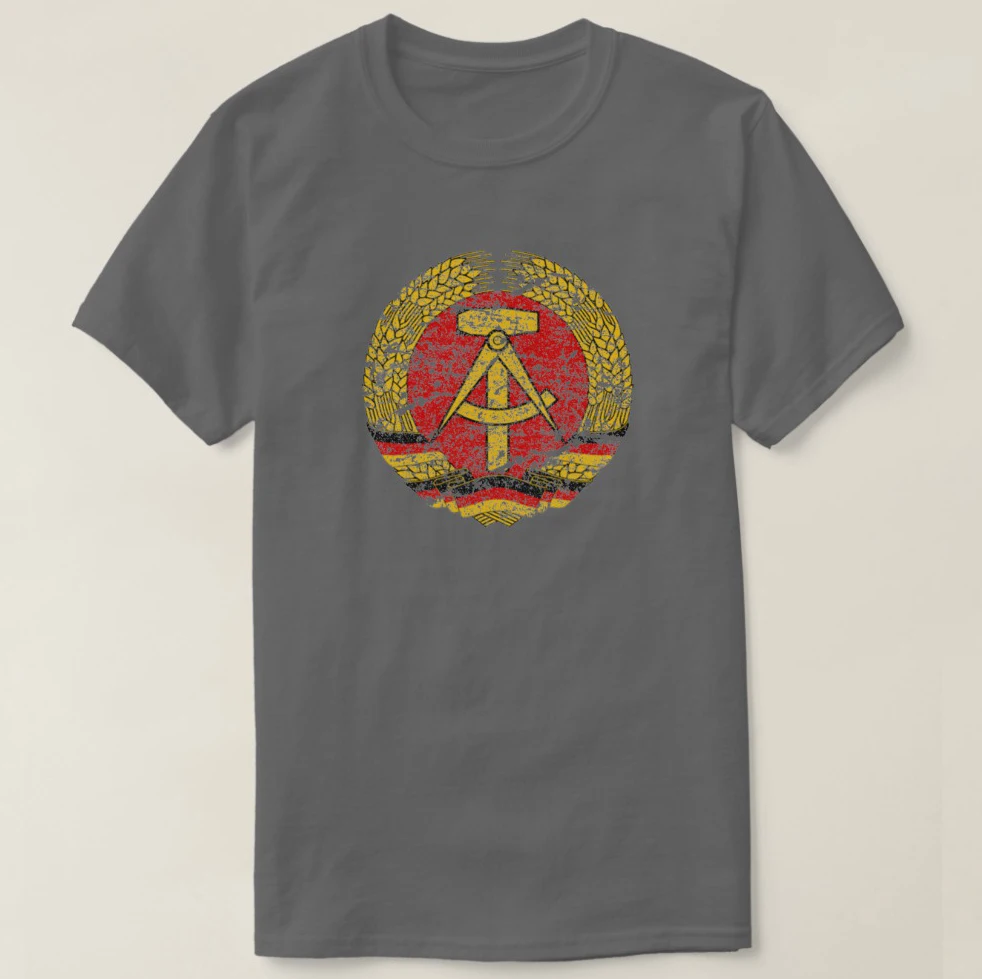 2019 Printed Men T Shirt Cotton Short Sleeve East Germany vintage distressed DDR T-Shirt Women tshirt | Мужская одежда