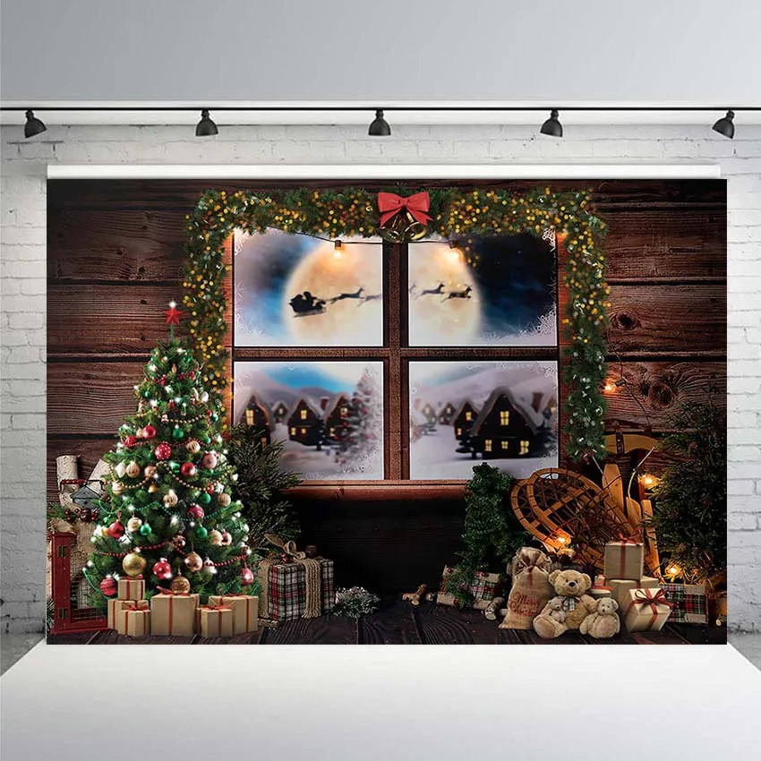 Для рождественской вечеринки фон окно с новогодней елкой Рождественская