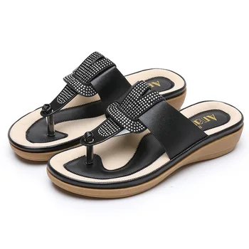 

2020 Large size female summer shoes bling rhinestone fashion ladies platform flip-flops clip-toe non-slip women's beach slippers