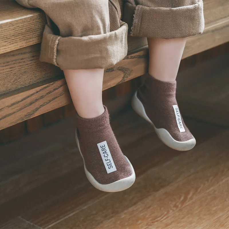 

Fashion Baby Socks With Rubber Soles Infant Sock Newborn Autumn Winter Children Floor Socks Shoes Anti Slip Soft Sole Sock