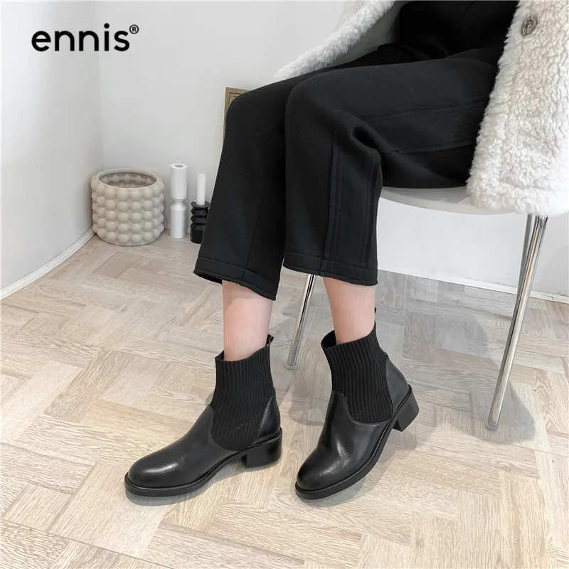 ENNIS/модные женские ботинки; женские зимние ботильоны из натуральной кожи; черные осенние вязаные ботинки; модная обувь с круглым носком; A9366