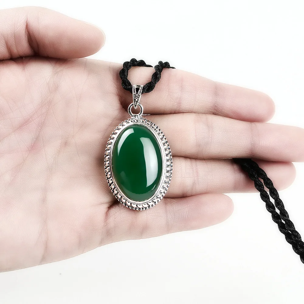 

Thai Silver 925 Sterling with Natural Green Chalcedony Pendant Luxury Models Women's Jade Pendant