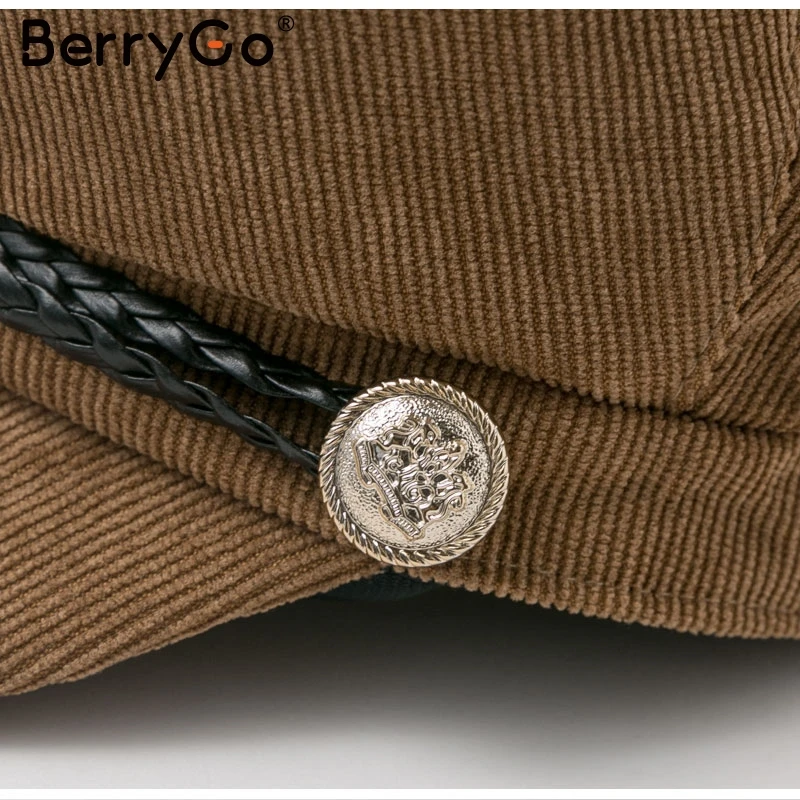 BerryGo Элегантные повседневные пуговицы Джокер уличная шерстяная берет темно-синий вязаный женский головной убор модная веревка Дамская осенне-зимняя женская шляпа в стиле ретро