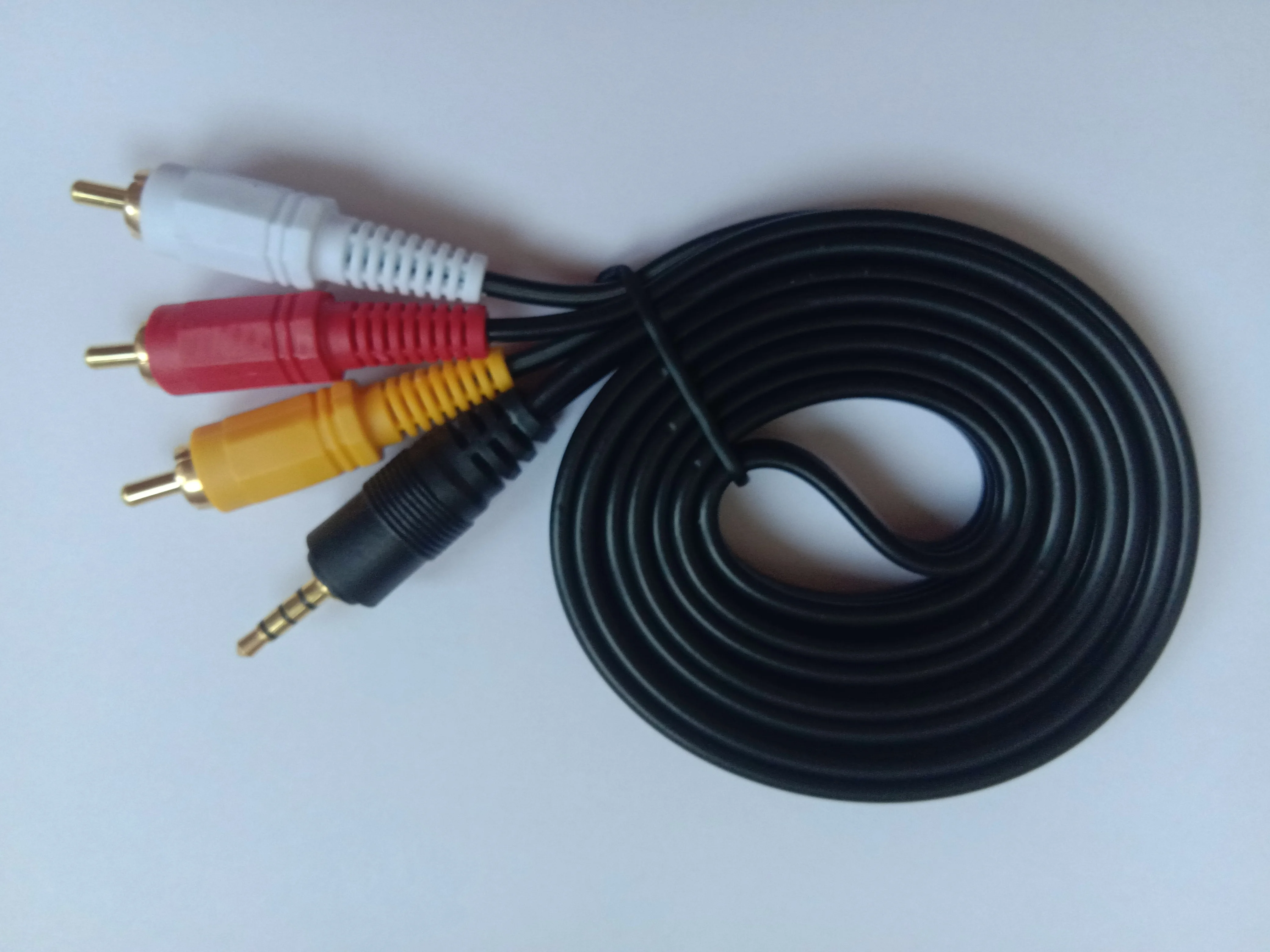 Gold Plated 1/8&quot 3.5mm Mini AV to 3 RCA Male Adapter Audio Video Cable 1.5m 6 pcs Per Lot | Обустройство дома