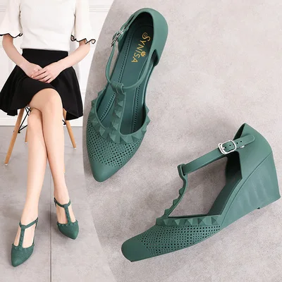 wedges-green EOEODOIT/Осенняя прозрачная обувь на плоской подошве для женщин; пляжные Мягкие Летние босоножки на плоской подошве с острым носком; женская обувь для дождливой погоды; прозрачная нескользящая обувь - Цвет: wedges-green