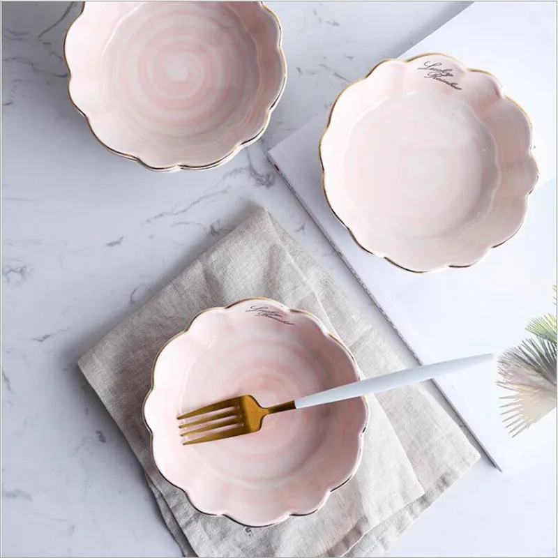 Розовая креативная керамическая Салатница серии Macaron очень глубокая фарфоровая
