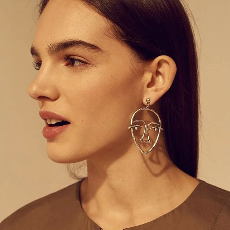 

2019 New Women Fashion Big Gold Hanging Dangle Pendant Exaggeration Style Earrings Geometric Creative Face Modern Jewelry