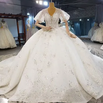 شراءفساتين زفاف فاخرة مزينة بكريستال من الخرز فساتين زفاف ثلاثية الأبعاد مزينة برقبة مربعة بدون ظهر فستان زفاف مصلى مطرز بالترتر Vestido De Noiva