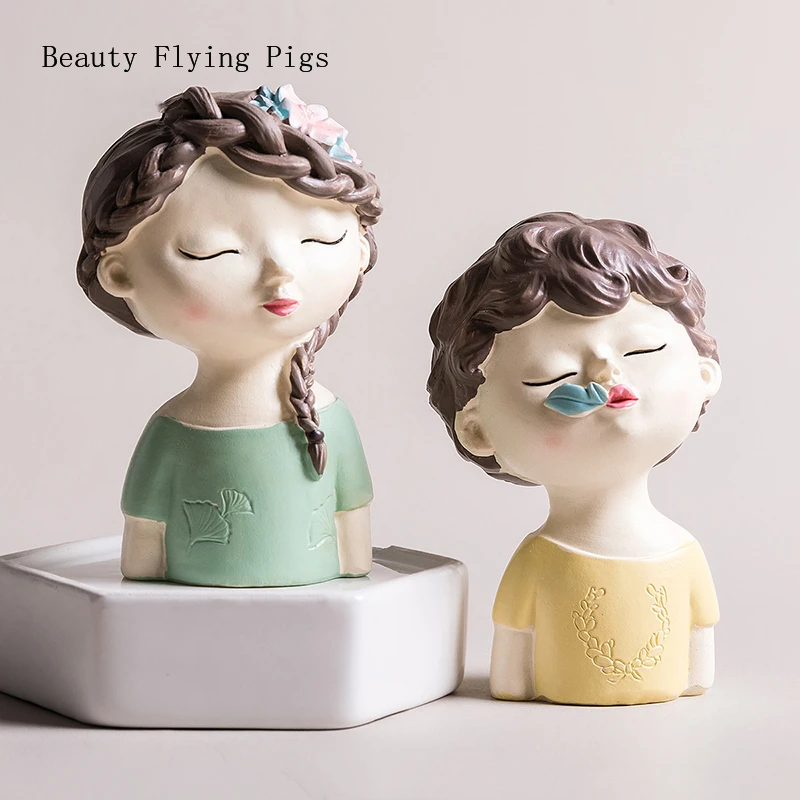 

Direct sales new creative home decoration pouting juvenile braided girl decorations bedside table decoration furnishings gift