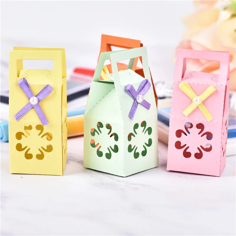 

Naifumodo 136*99mm Dies Cutting Box Candy Gift Metal Cutting for DIY Scrapbooking Craft Card Embossing Die Cut New Template