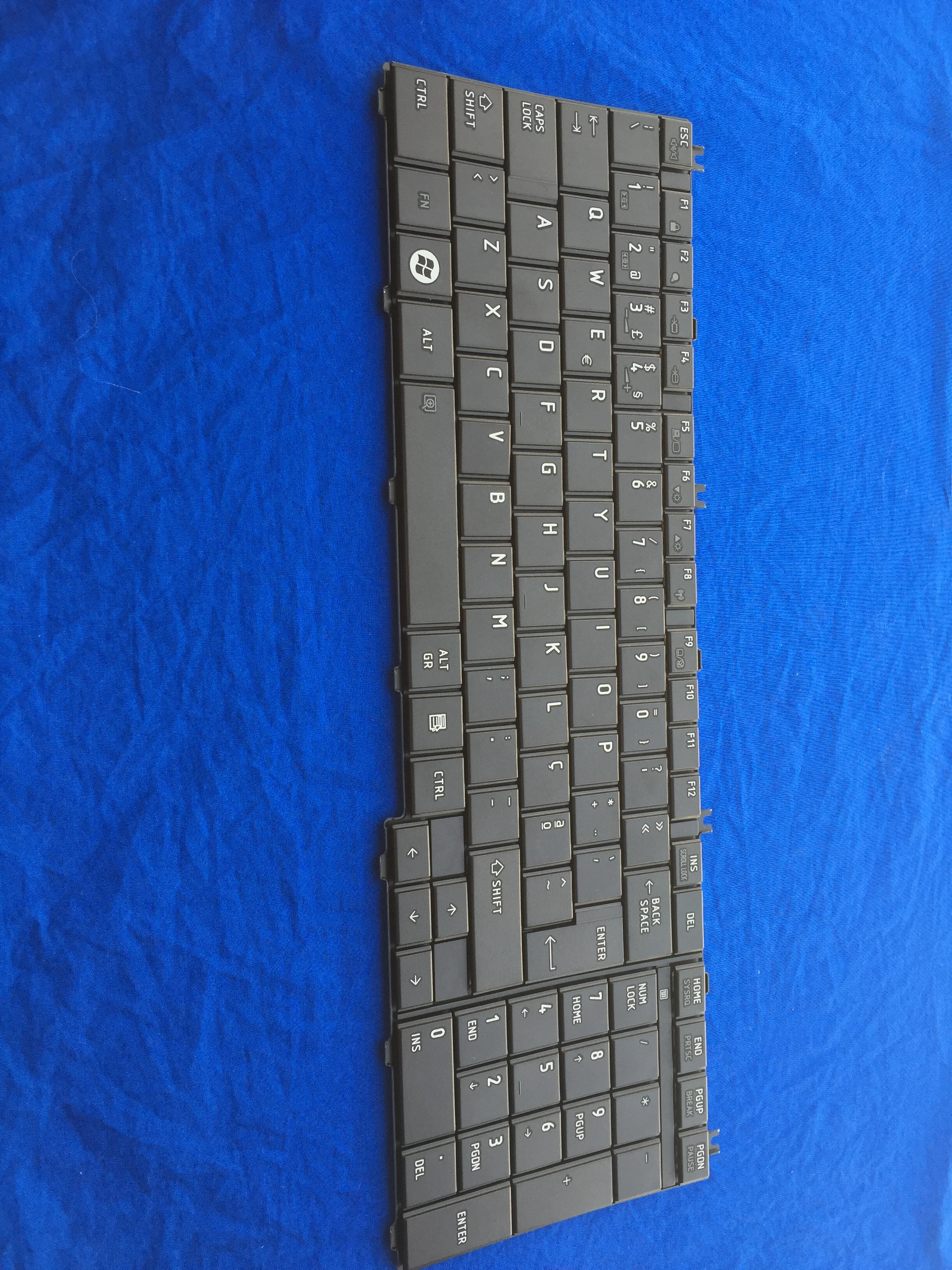 Новая клавиатура PK130CK3A12 для TOSHIBA Satellite C650 L650 L670 L675 L675D PO PT|Клавиатуры замены| |