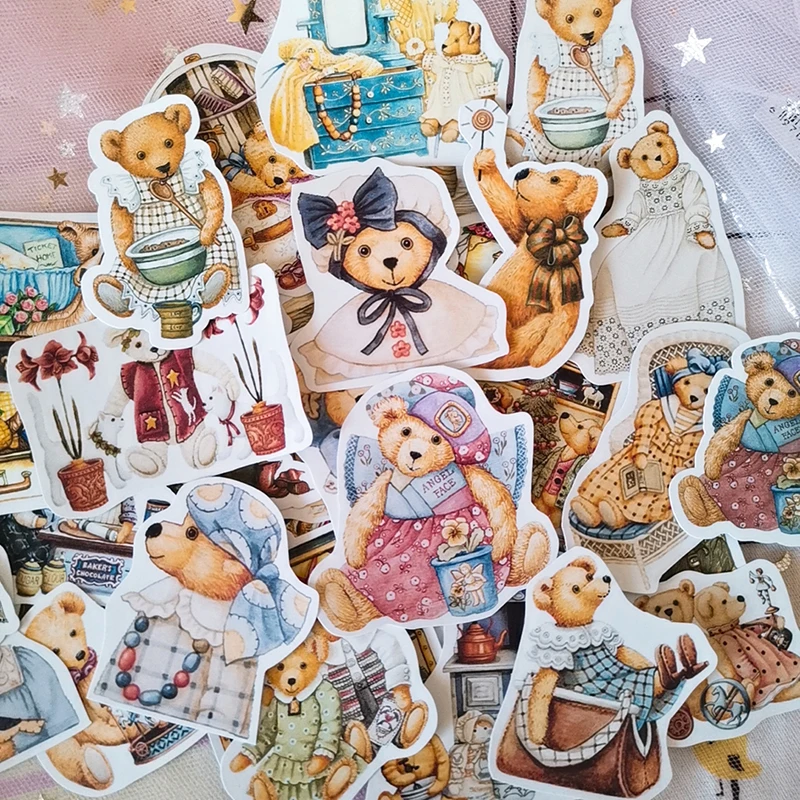 

40pcs/pack Cute Vintage Bear Label Kawaii Diary Handmade Adhesive Paper Flake Sticker Scrapbooking Stationery Decoration Diy