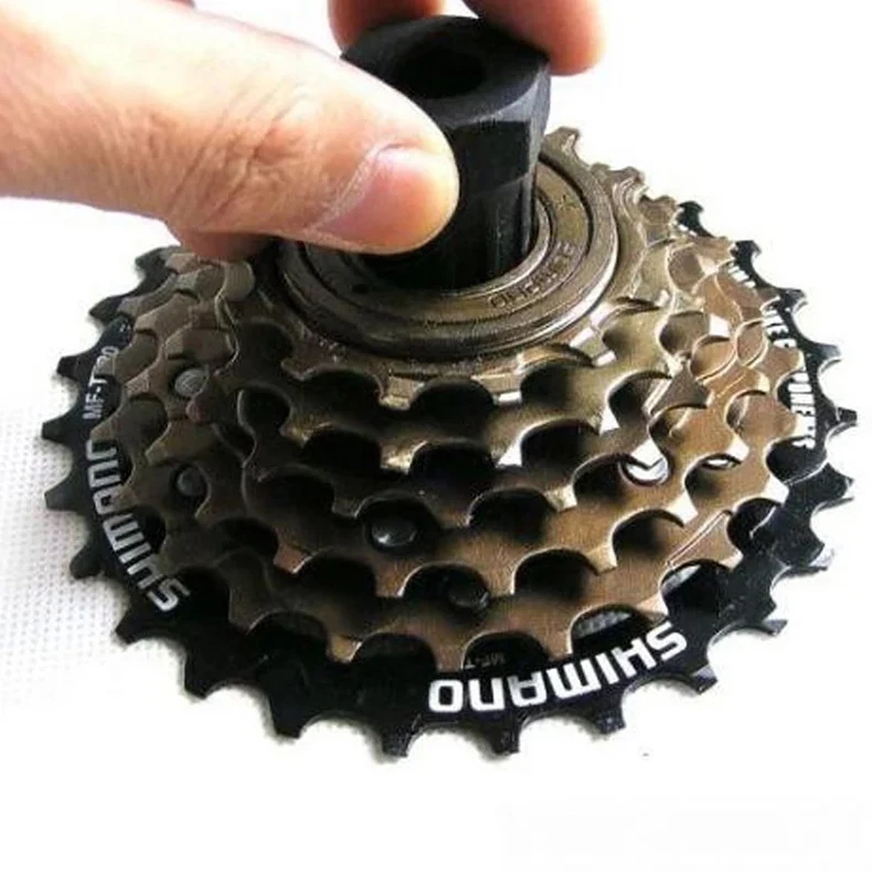 Bicycle-Freewheel-Flywheel-Lockring-Cassette-Remover-Removal-Cycling-Cards-Spinner-Sockets-Repair-Service-Tool-Puller-TOL.jpg_Q90.jpg_.webp (1)