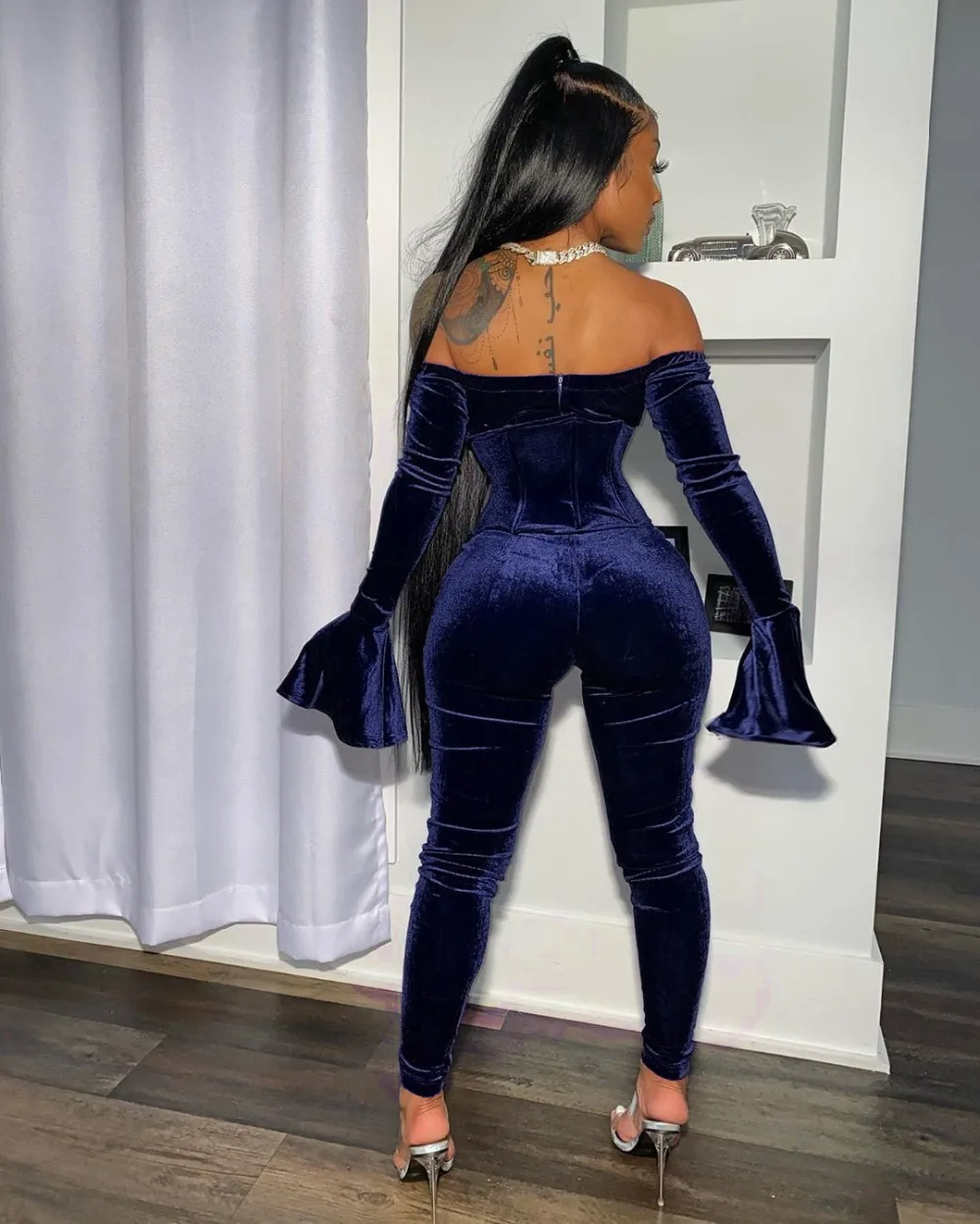 12758106941_606820803