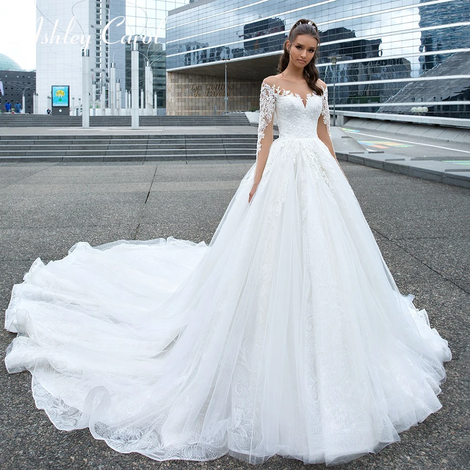 long sleeve sweetheart wedding dress