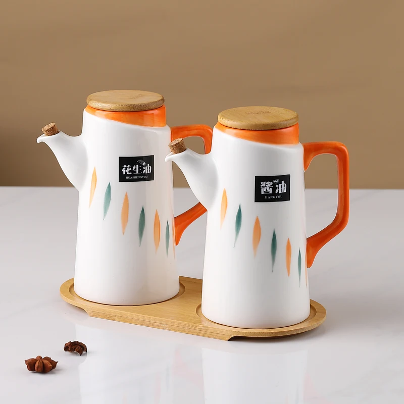 2pcs Ceramic Seasoning Bottle Nordic Style Kitchen Seasoning Jar Set bamboo Lid Salt Shaker Jar Kitchen Accessories