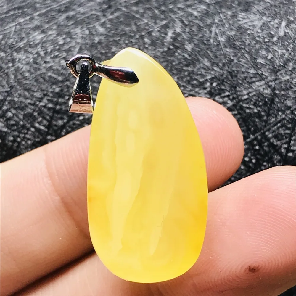 Amber Pendant (12)