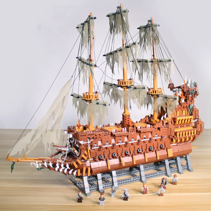 3652 шт Летающий голландский корабль Пираты 16016 Карибского моря MOC строительные